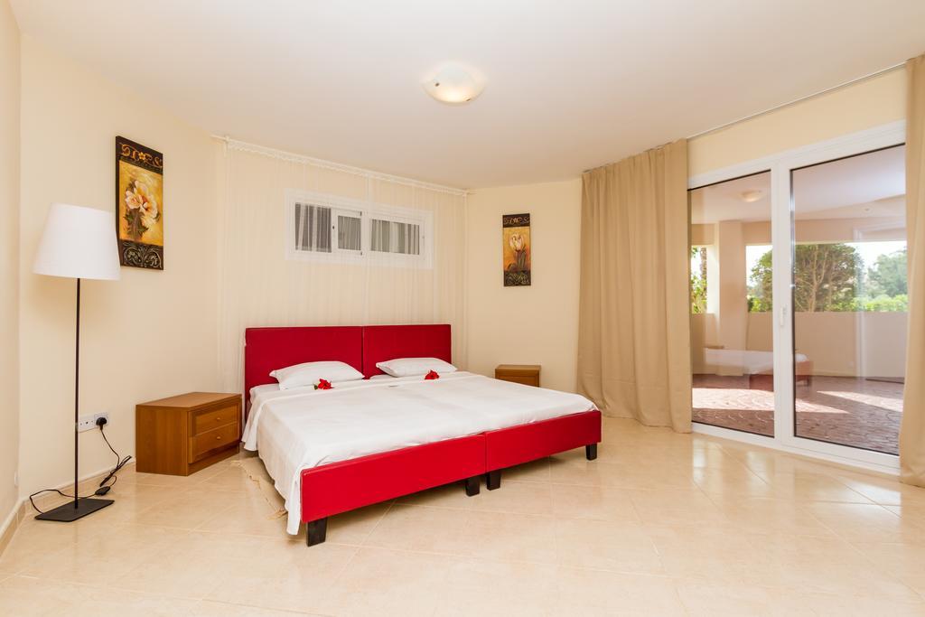 Villa Riverside Polis المظهر الخارجي الصورة