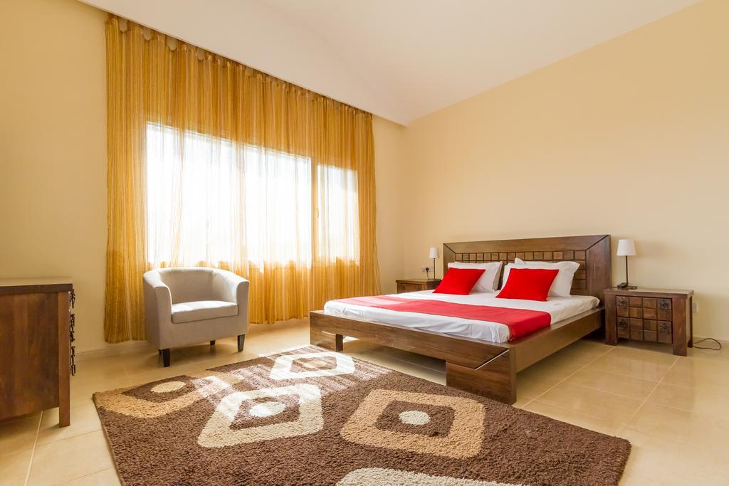 Villa Riverside Polis المظهر الخارجي الصورة